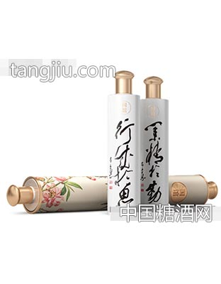 国馆·典藏（行成于思、业精于勤）