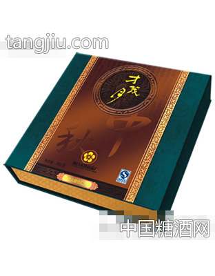瑶柱火腿伍仁月饼