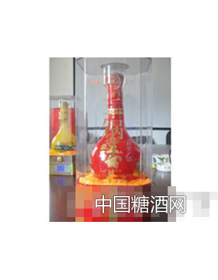 北京京鼎52的红瓶透明二锅头酒