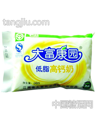 大富康园低脂高钙奶