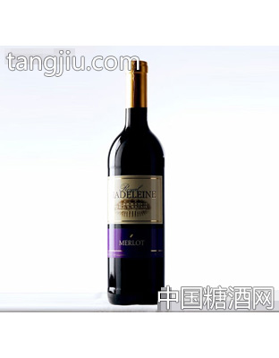 女孩美乐红葡萄酒