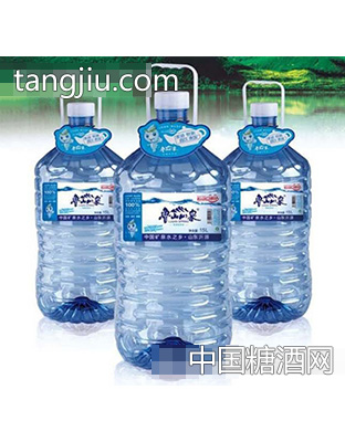 鲁山山泉壹次性大桶装饮用矿泉水