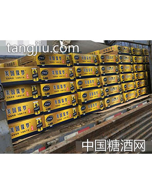 美国保罗啤酒330ml易拉罐装车现场