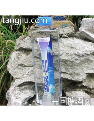思露花雨天然矿泉水瓶装