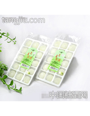 年糕杨免煮汤圆