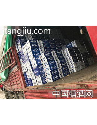 南海啤酒装车