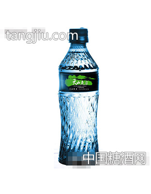 天山龙泉饮用水瓶装
