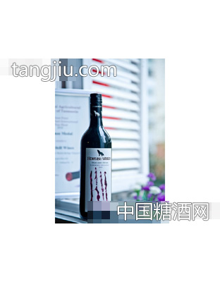 狼嚎加本力苏维翁红葡萄酒