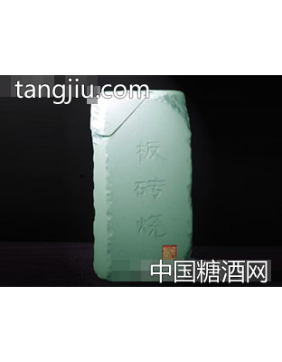 52°680ml浓香型玉砖瓶装