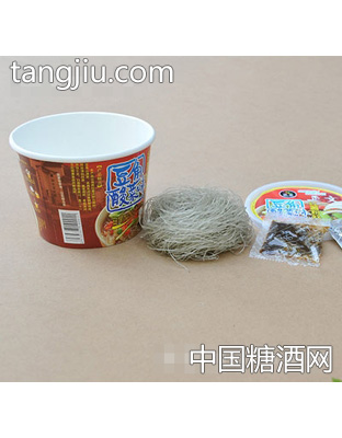 正文豆角酸菜味红薯粉丝