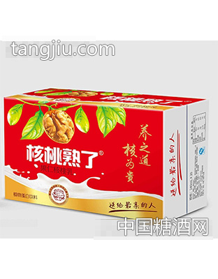 核桃熟了果仁核桃乳箱装