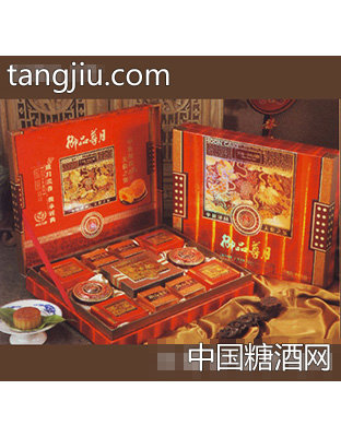 御品尊月