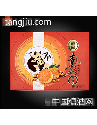 成冠月饼喜团圆