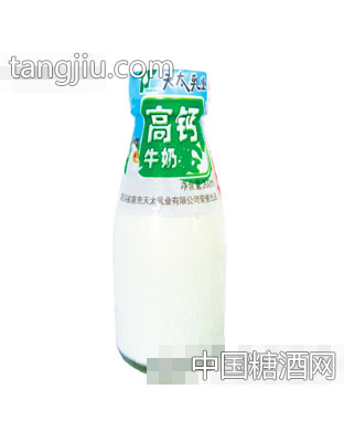 天太乳业高钙牛奶