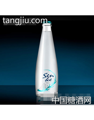 森客苏打水透明装