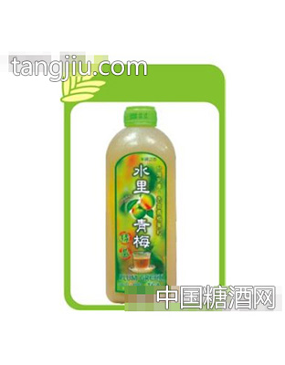 水里青梅绿茶