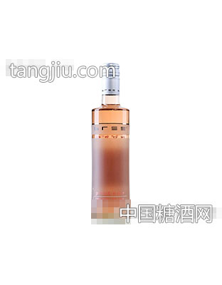 德国冰灵黑皮诺半干桃红葡萄酒