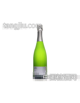 歌达半干卡瓦起泡酒