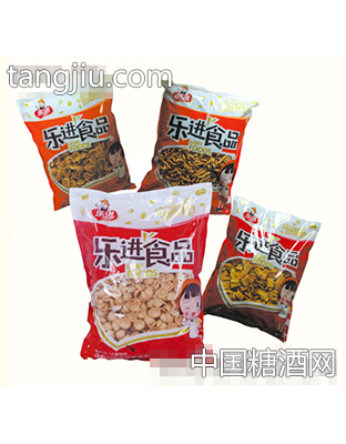 龙耳酥、薯片、江米条、锅巴