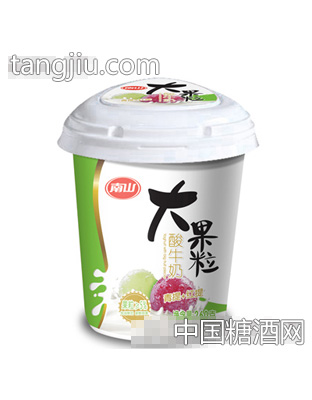 大果粒青提红提酸奶