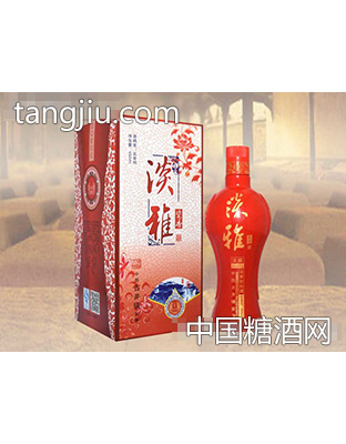 百年贡酒淡雅瓷香