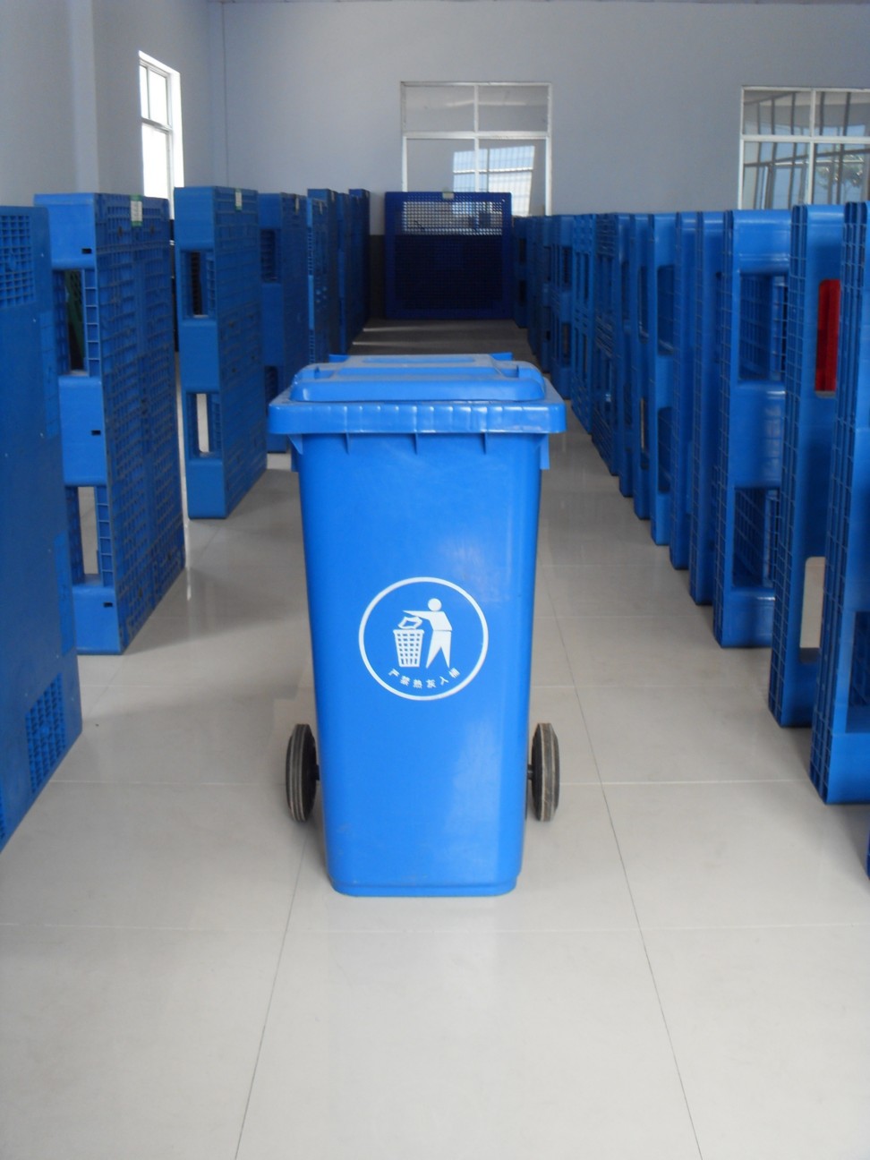 天津市塑料垃圾桶价格