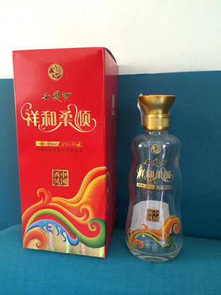 祥和柔顺西凤酒