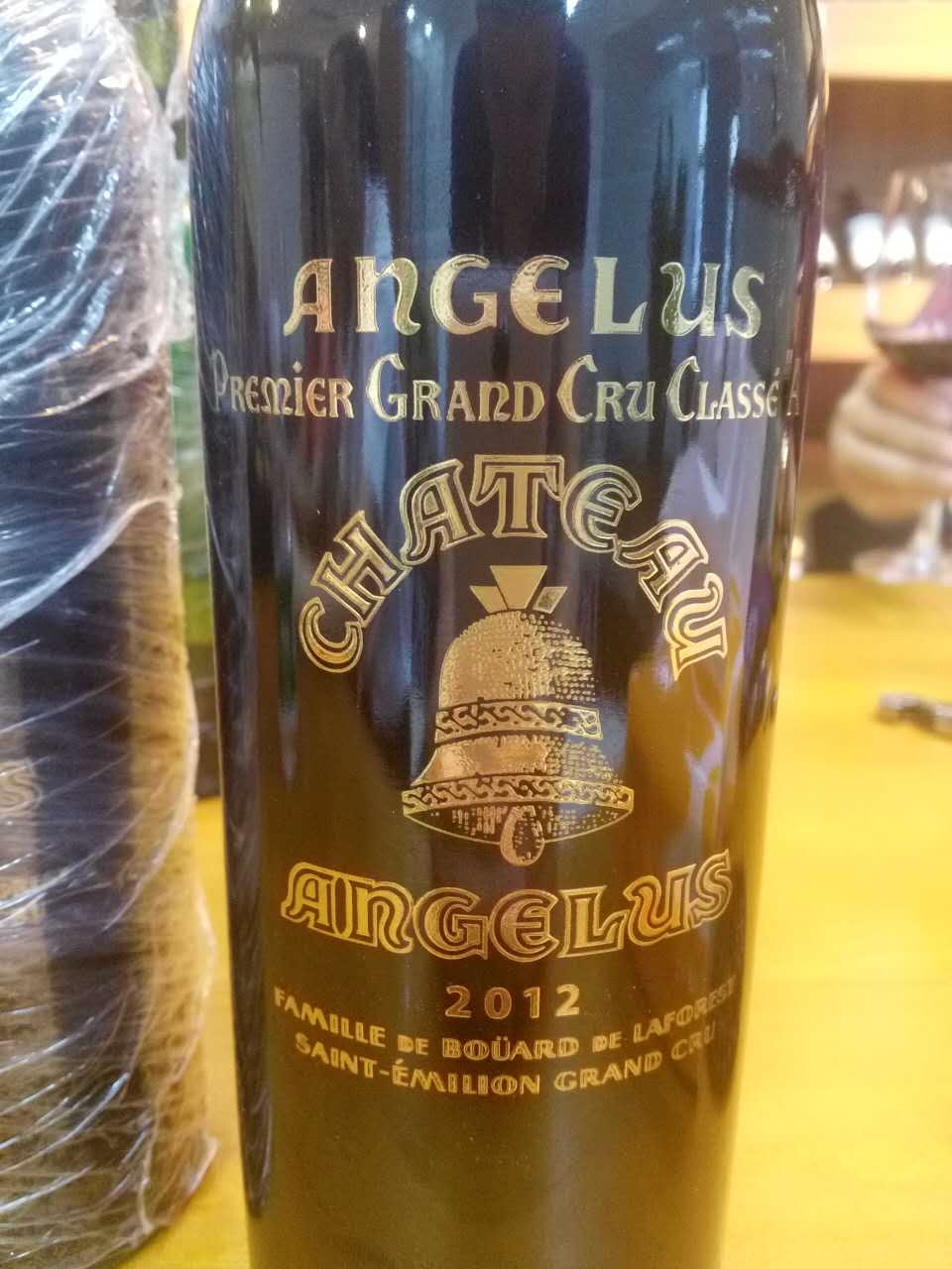 金钟庄园正牌2012干红葡萄酒