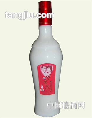 万客泉婚宴定制酒
