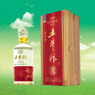 53度五斗粮东方酱