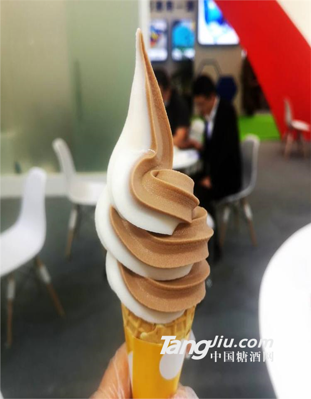 供应冰淇淋机租赁 上海冰激凌机出租公司