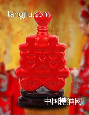 五粮坊坛子酒喜宴酒瓶