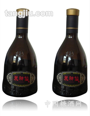 米酒棕色