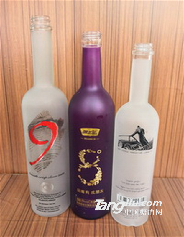 徐州玻璃瓶厂家直销高白料玻璃葡萄酒瓶