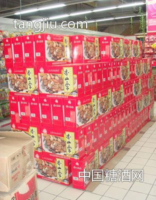 礼盒堆头
