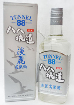 八八坑道淡丽高粱酒42度发发发