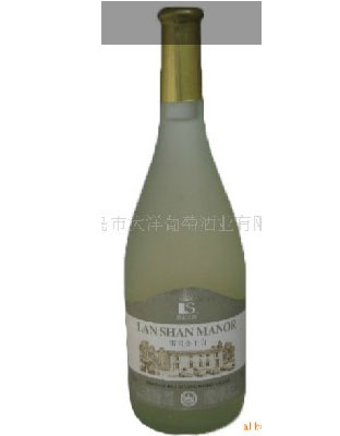 蓝山庄园雷司令干白，