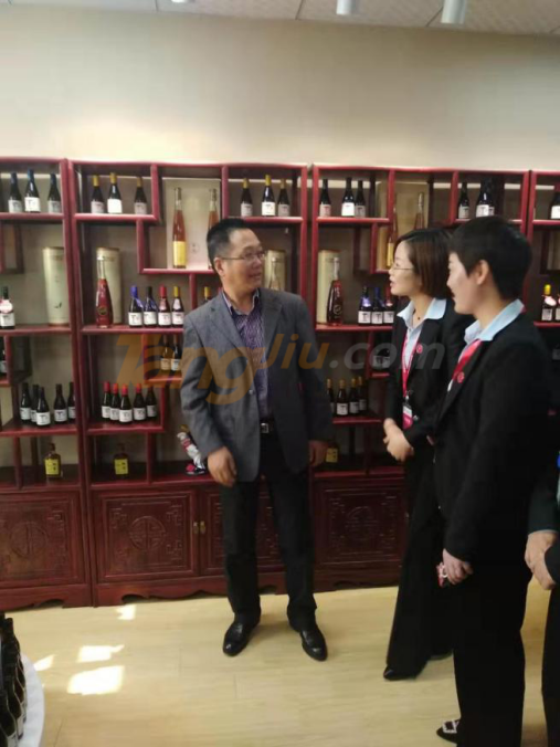 中国扬子集团撸点酒新闻 (3).png