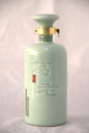 陶瓷酒瓶