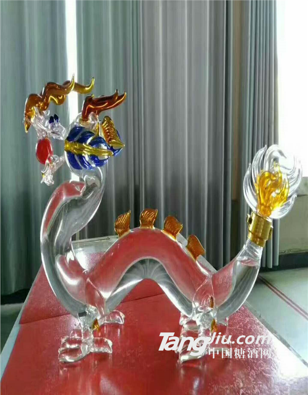 十二生肖大龙型玻璃酒瓶