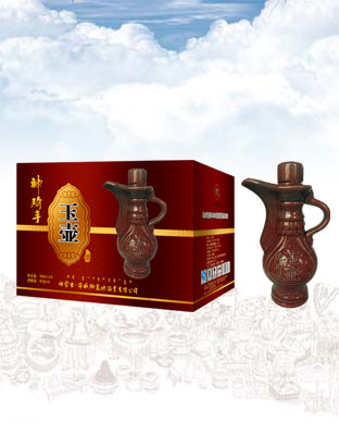 077草原神骑手酒(玉壶）