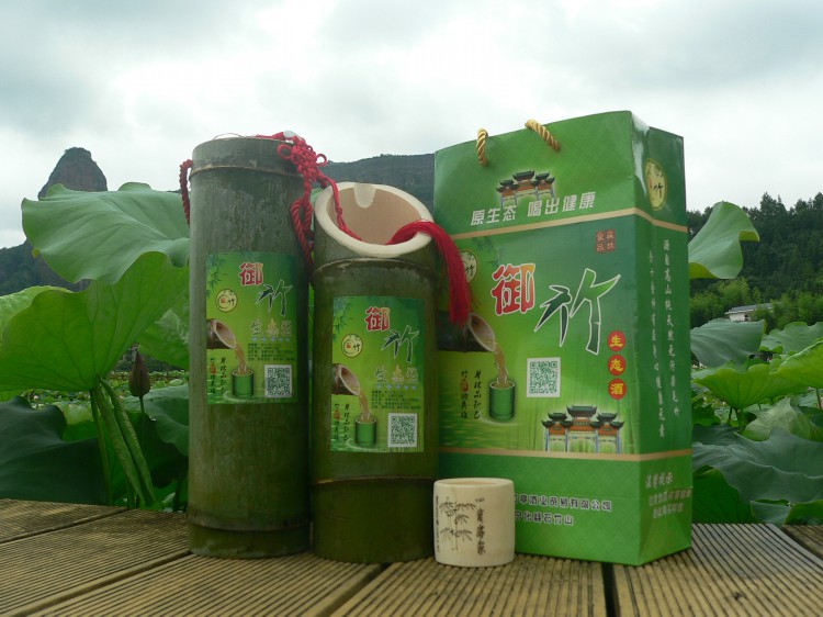 竹筒酒厂家直销正宗52度竹筒酒