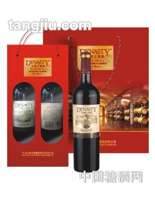 王朝大酒窖特酿级赤霞珠干红葡萄酒
