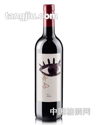 大眼睛设拉子葡萄酒