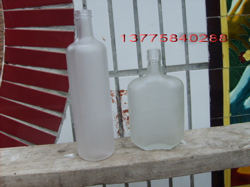 供应玻璃瓶，白酒瓶，葡萄酒瓶，罐头瓶